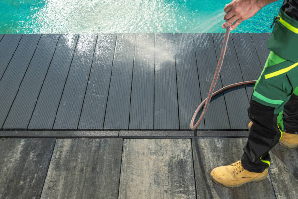 Why Choose Our Certified Pressure Washing Experts for Your Project Needs in Buenaventura Lakes, FL?